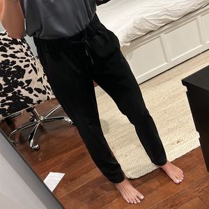 Lululemon joggers for work/casual
